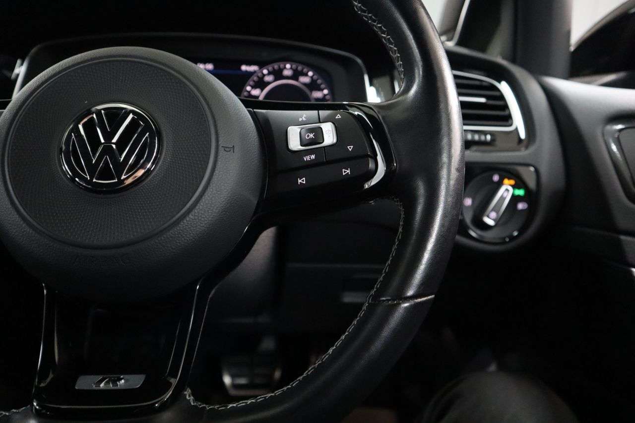 2020 VOLKSWAGEN GOLF 2020 VOLKSWAGEN GOLF