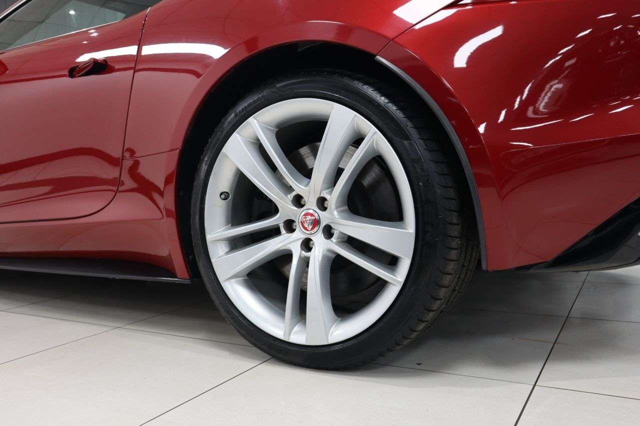 2013 JAGUAR F-TYPE 2013 JAGUAR F-TYPE