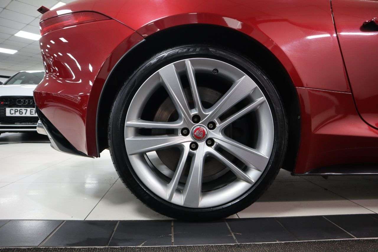 2013 JAGUAR F-TYPE 2013 JAGUAR F-TYPE