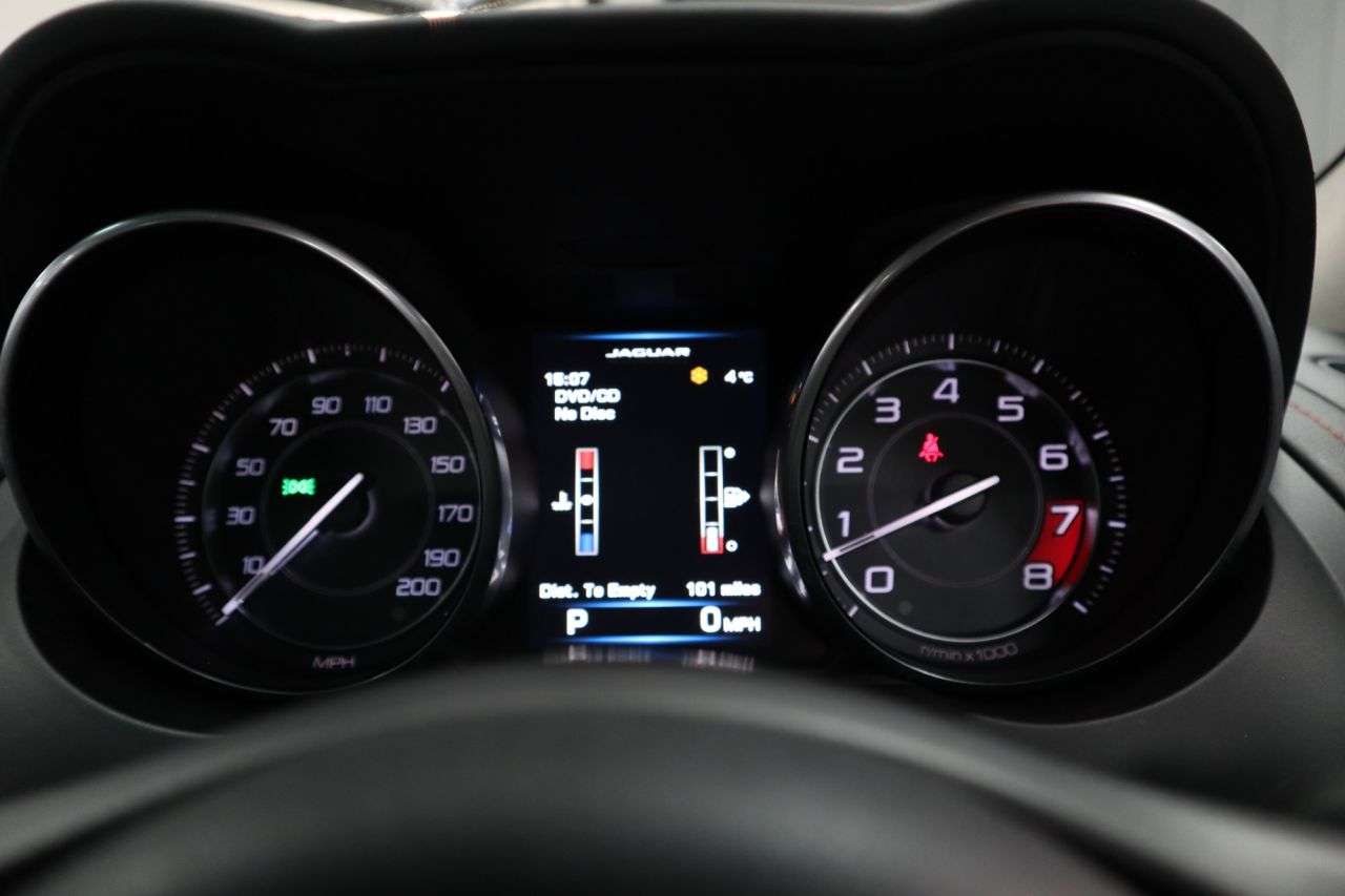 2013 JAGUAR F-TYPE 2013 JAGUAR F-TYPE