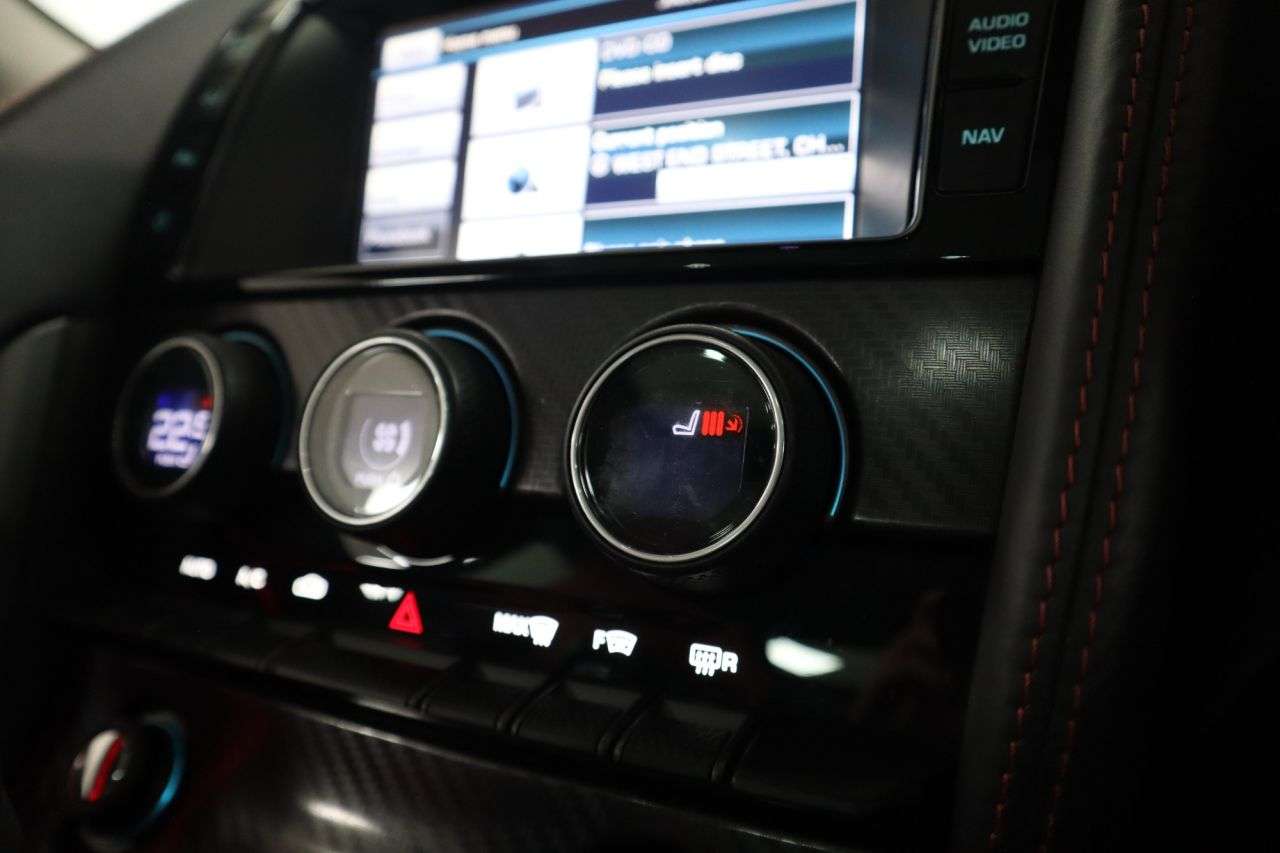 2013 JAGUAR F-TYPE 2013 JAGUAR F-TYPE