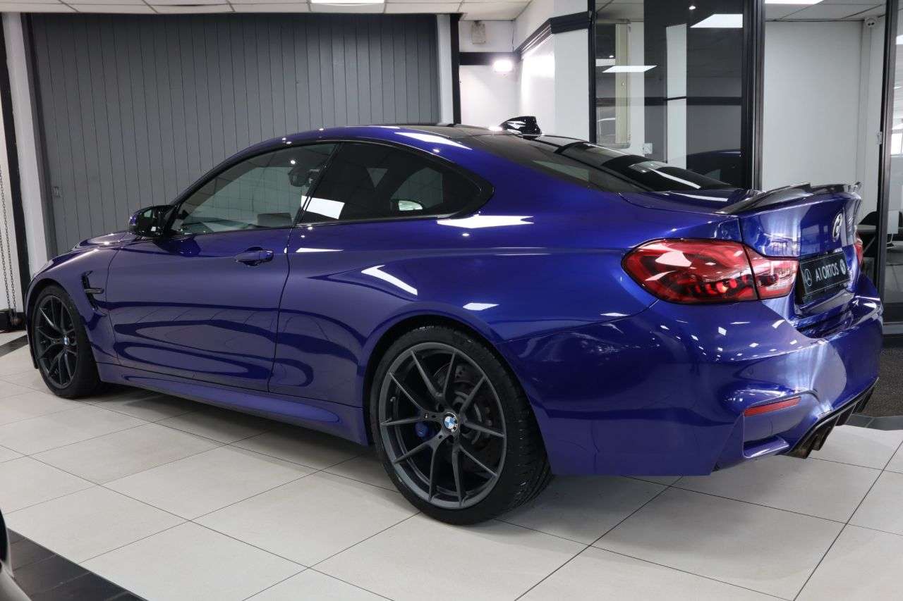 2018 BMW M4 2018 BMW M4