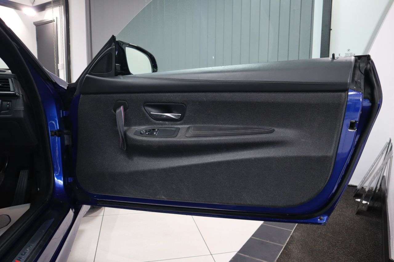 2018 BMW M4 2018 BMW M4