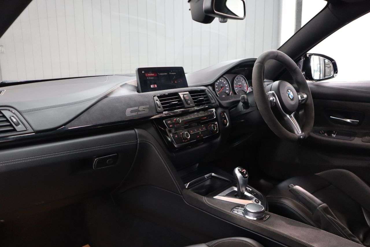 2018 BMW M4 2018 BMW M4