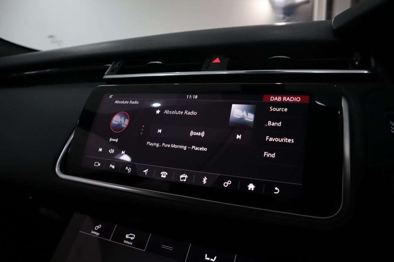 2019 LAND ROVER RANGE ROVER VELAR 2019 LAND ROVER RANGE ROVER VELAR