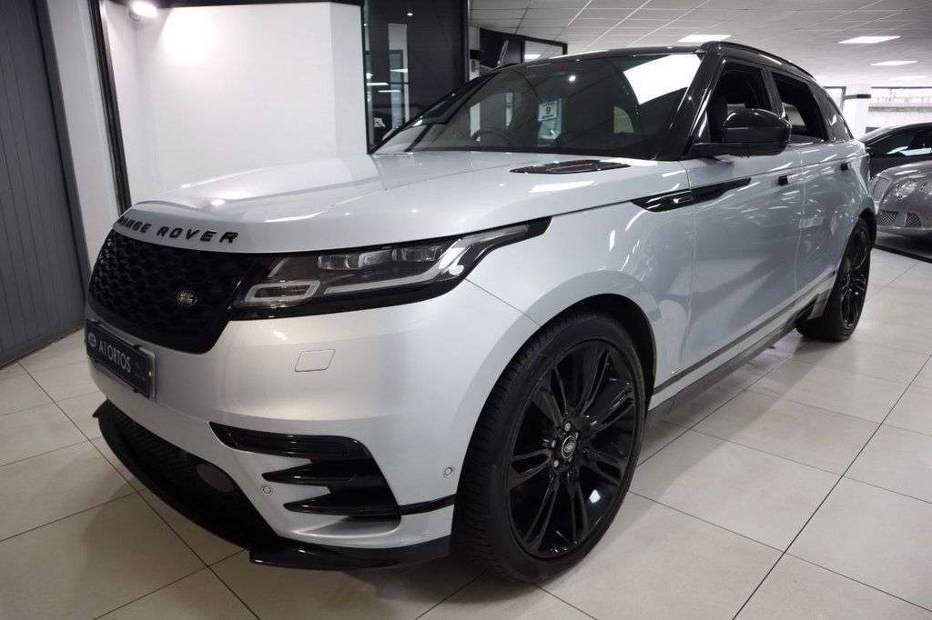 A 2019 LAND ROVER RANGE ROVER VELAR 2.0 D180 R-Dynamic SE SUV 5dr Diesel Auto 4WD Euro 6 (s/s) (180 ps) 1 FORME A 2019 LAND ROVER RANGE ROVER VELAR 2.0 D180 R-Dynamic SE SUV 5dr Diesel Auto 4WD Euro 6 (s/s) (180 ps) 1 FORME