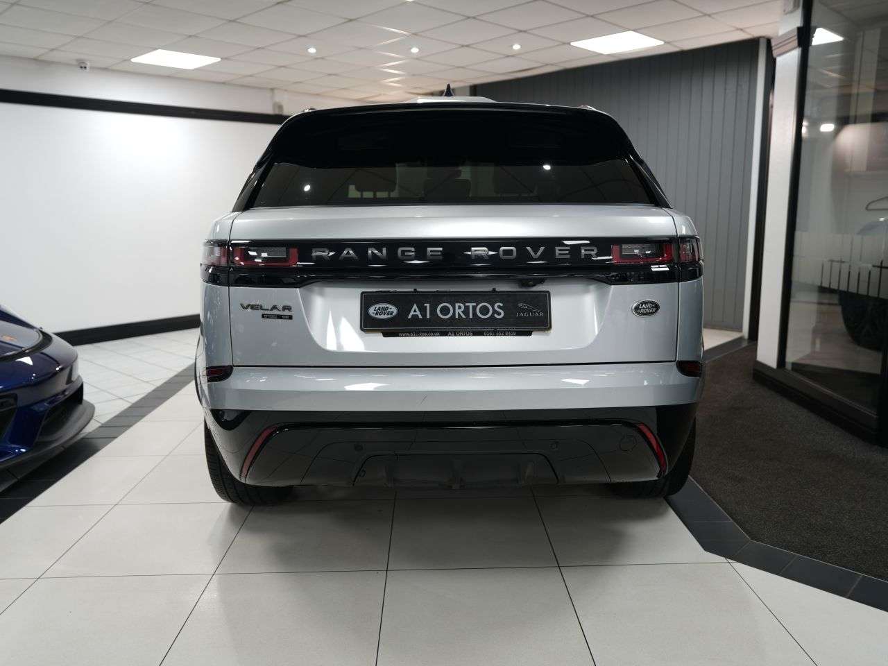 2019 LAND ROVER RANGE ROVER VELAR 2019 LAND ROVER RANGE ROVER VELAR