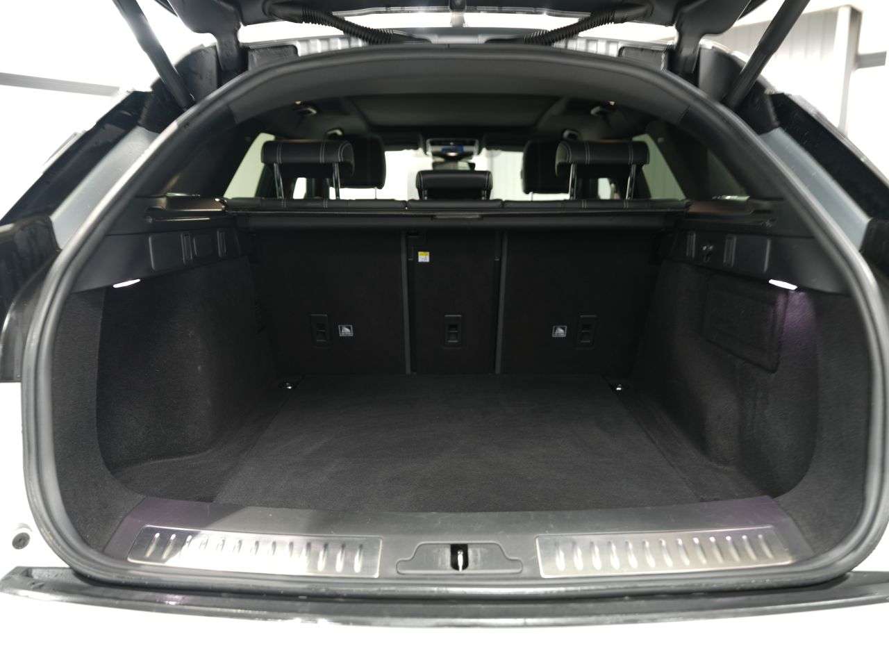 2019 LAND ROVER RANGE ROVER VELAR 2019 LAND ROVER RANGE ROVER VELAR