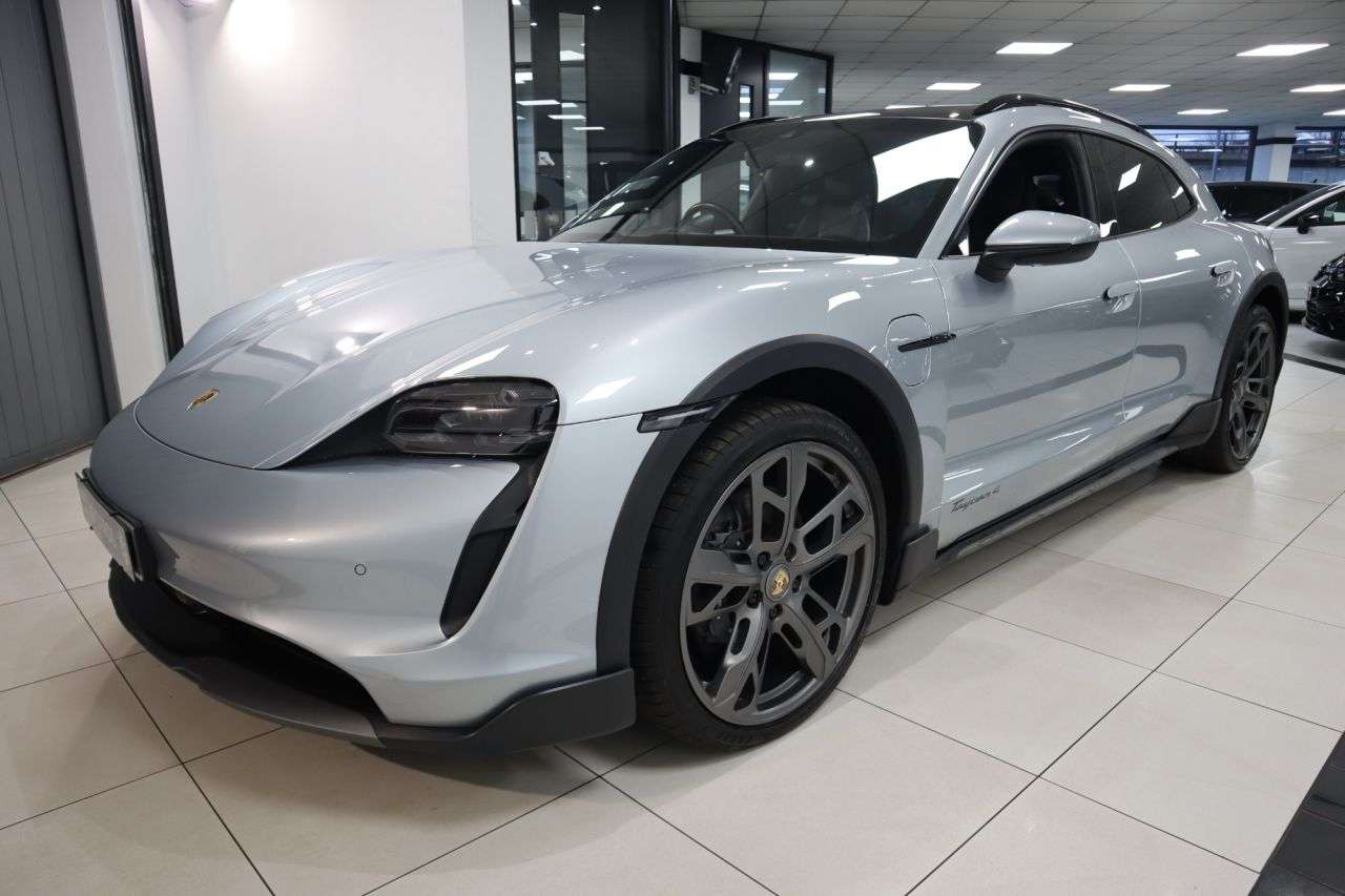 2022 PORSCHE TAYCAN 2022 PORSCHE TAYCAN