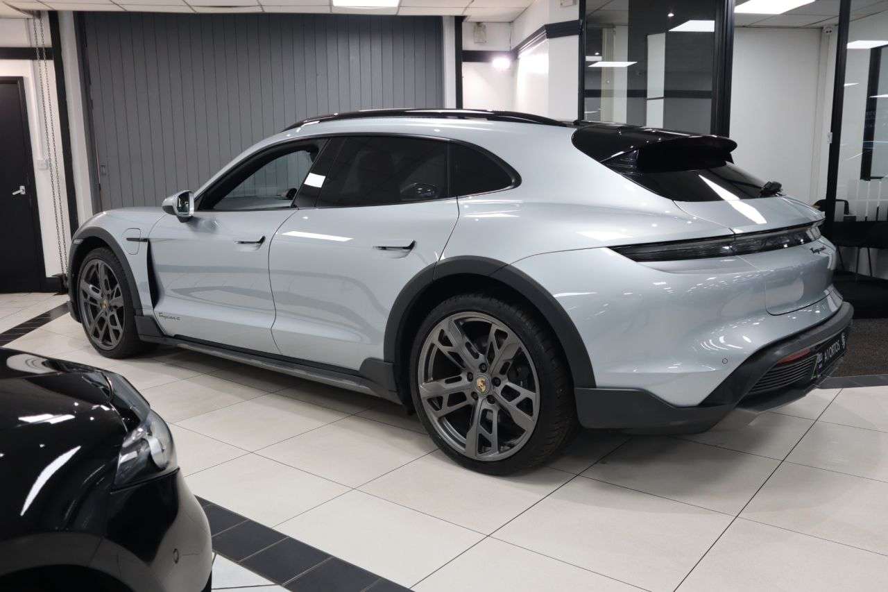 2022 PORSCHE TAYCAN 2022 PORSCHE TAYCAN