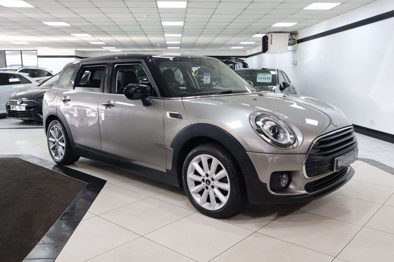 A 2020 MINI CLUBMAN 1.5 Cooper Classic Estate 6dr Petrol Manual Euro 6 (s/s) (136 ps) MINI MAIN A 2020 MINI CLUBMAN 1.5 Cooper Classic Estate 6dr Petrol Manual Euro 6 (s/s) (136 ps) MINI MAIN