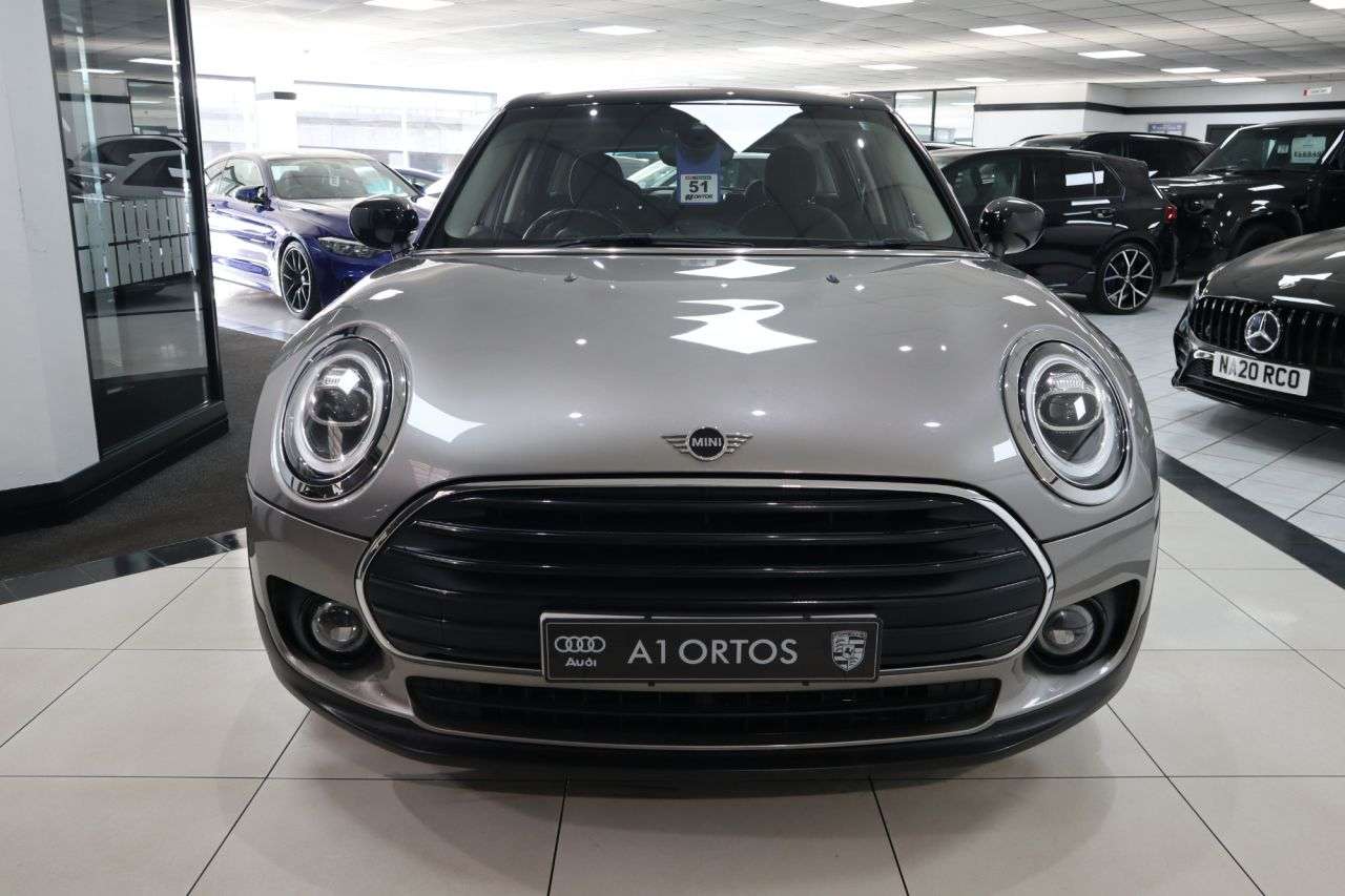 A 2020 MINI CLUBMAN 1.5 Cooper Classic Estate 6dr Petrol Manual Euro 6 (s/s) (136 ps) MINI MAIN A 2020 MINI CLUBMAN 1.5 Cooper Classic Estate 6dr Petrol Manual Euro 6 (s/s) (136 ps) MINI MAIN