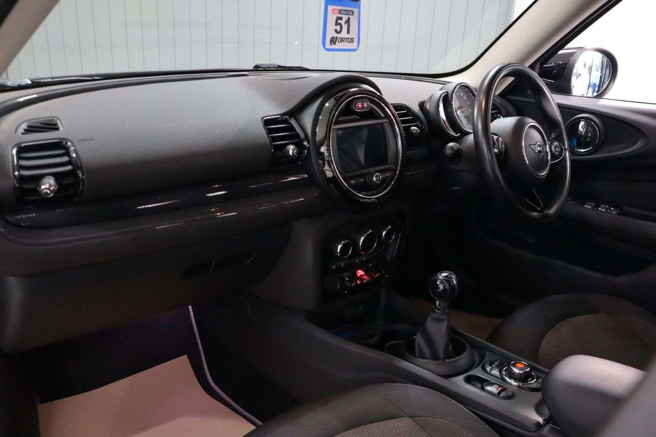 2020 MINI CLUBMAN 2020 MINI CLUBMAN