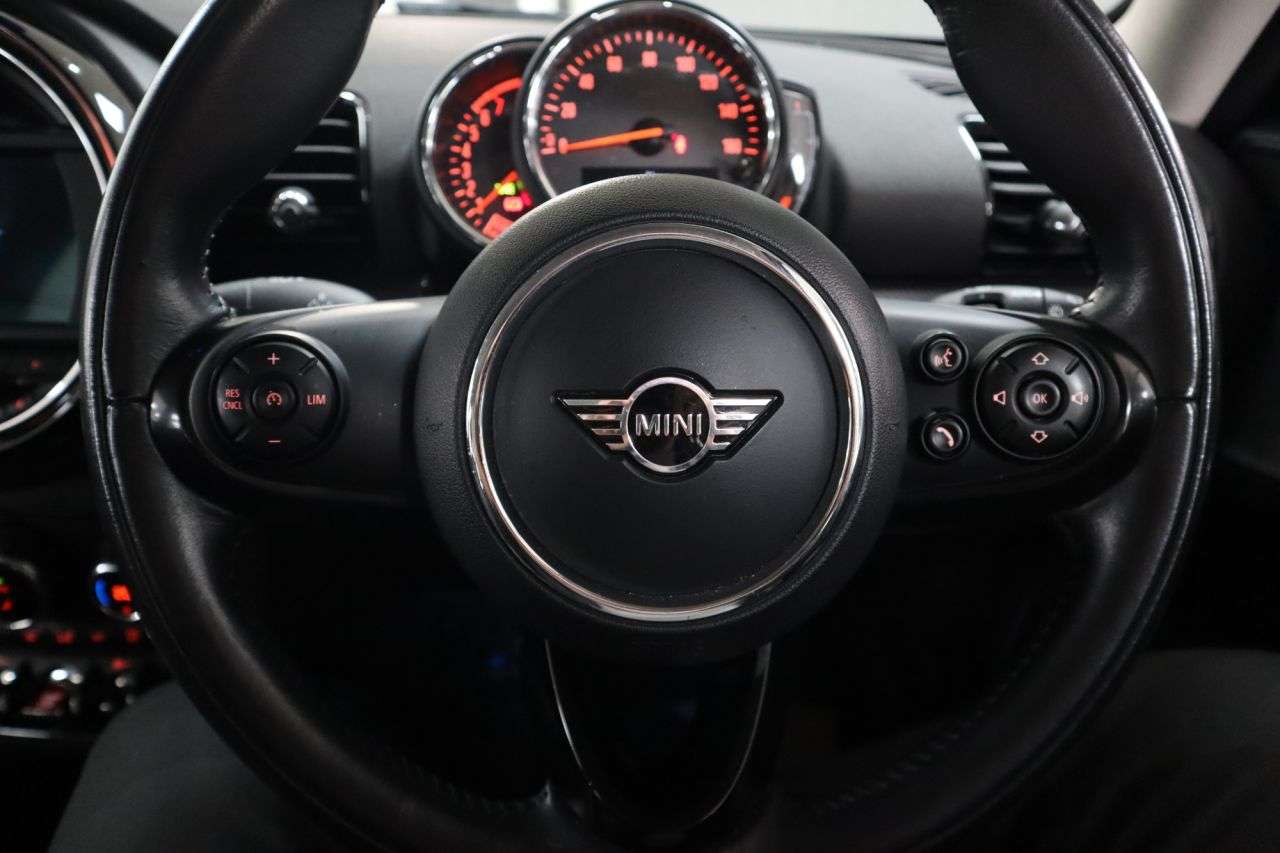 2020 MINI CLUBMAN 2020 MINI CLUBMAN