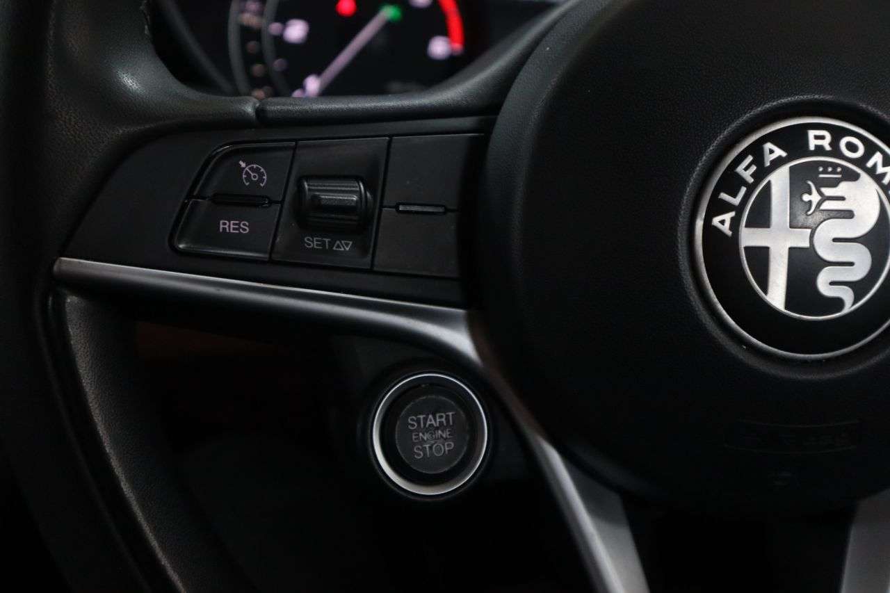 2018 ALFA ROMEO GIULIA 2018 ALFA ROMEO GIULIA