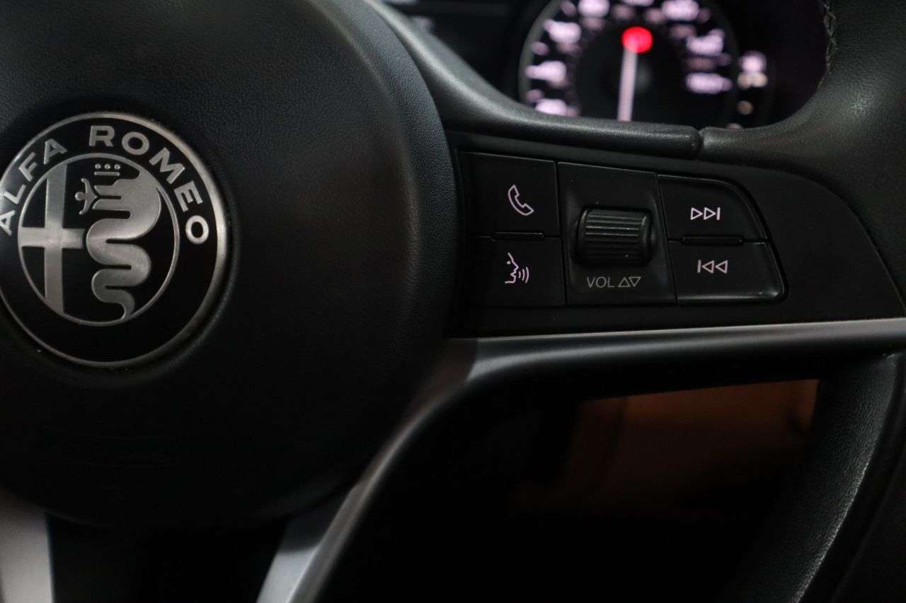 2018 ALFA ROMEO GIULIA 2018 ALFA ROMEO GIULIA