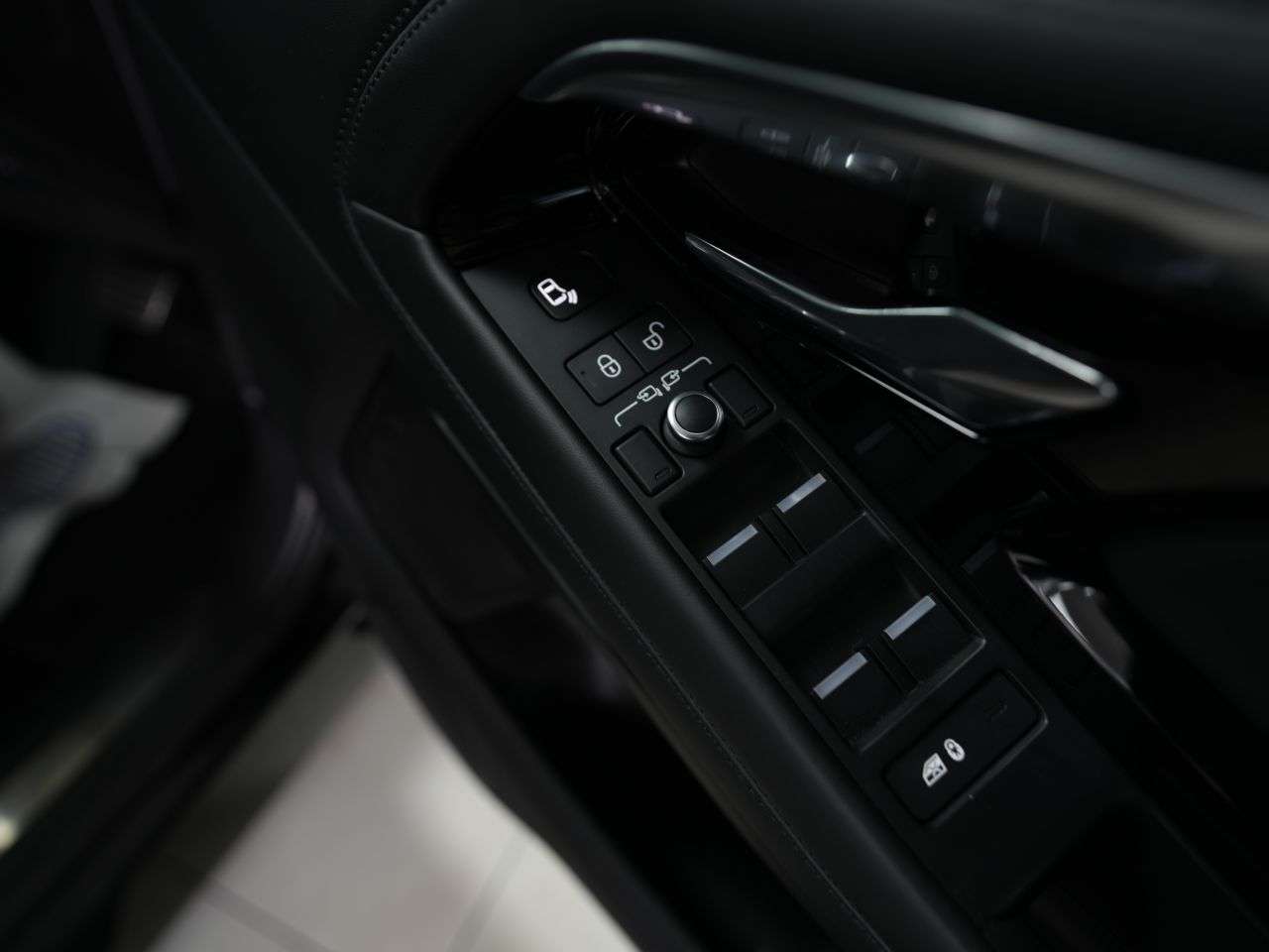2019 LAND ROVER RANGE ROVER EVOQUE 2019 LAND ROVER RANGE ROVER EVOQUE