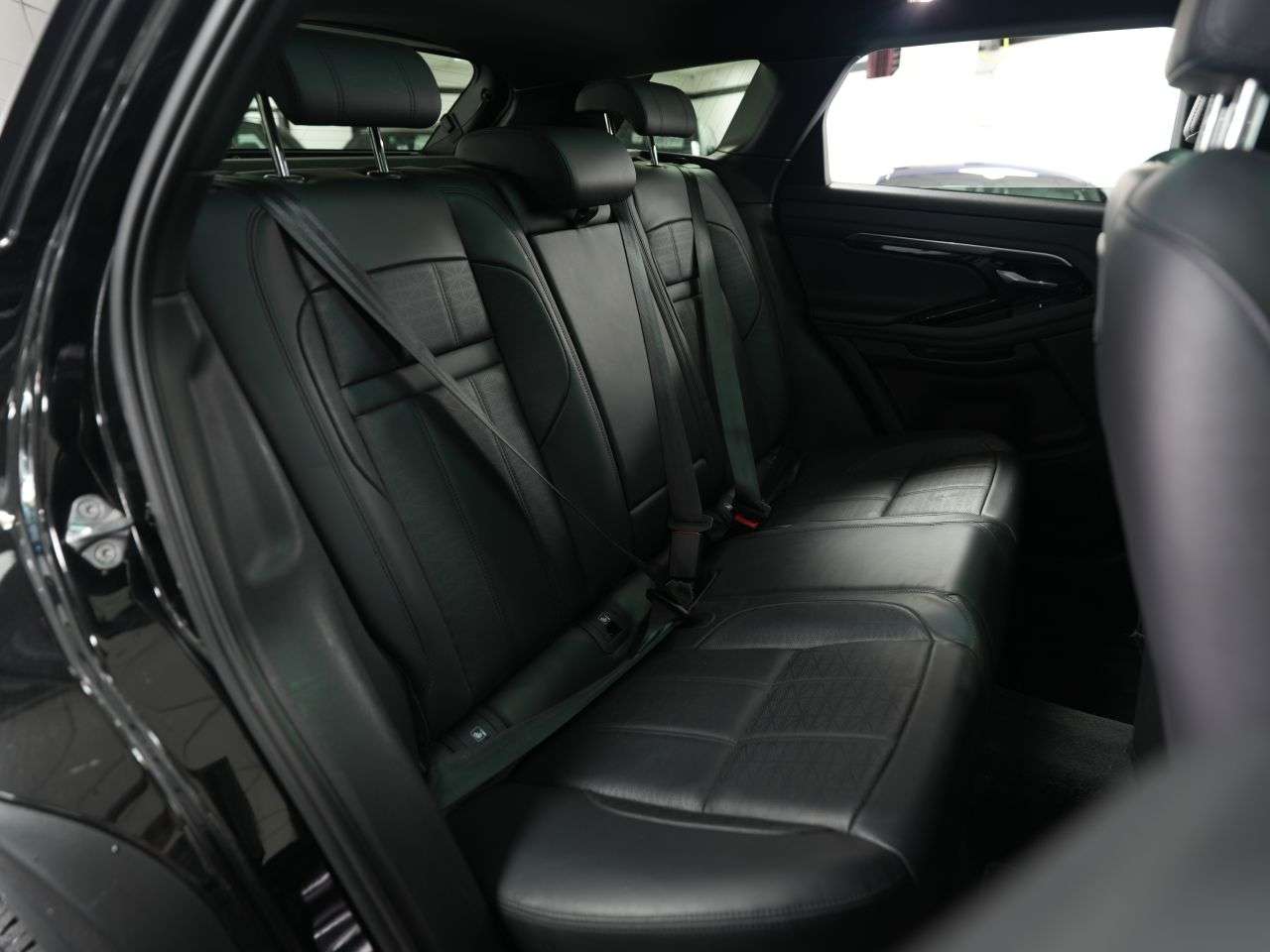 2019 LAND ROVER RANGE ROVER EVOQUE 2019 LAND ROVER RANGE ROVER EVOQUE
