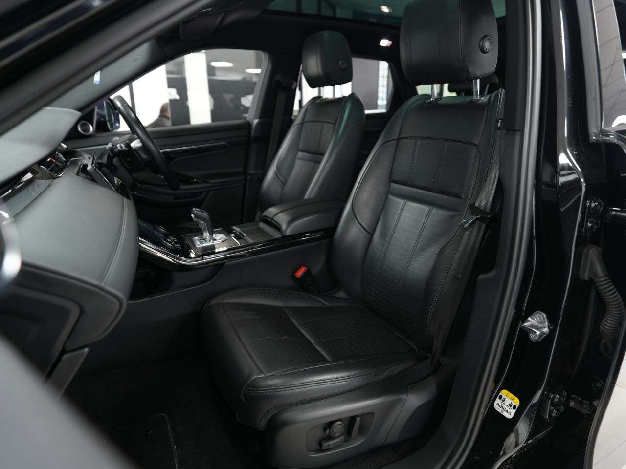 2019 LAND ROVER RANGE ROVER EVOQUE 2019 LAND ROVER RANGE ROVER EVOQUE