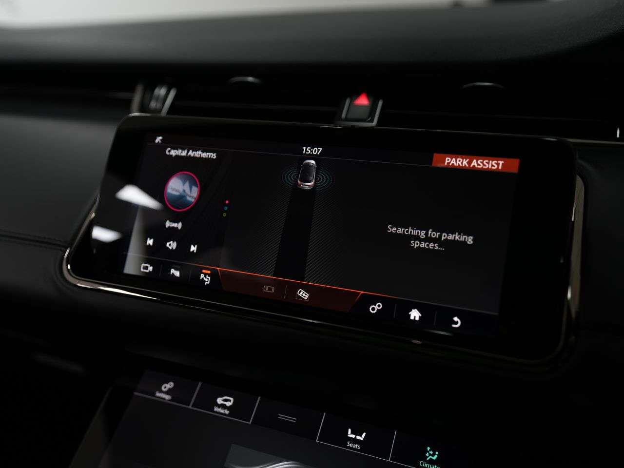 2019 LAND ROVER RANGE ROVER EVOQUE 2019 LAND ROVER RANGE ROVER EVOQUE