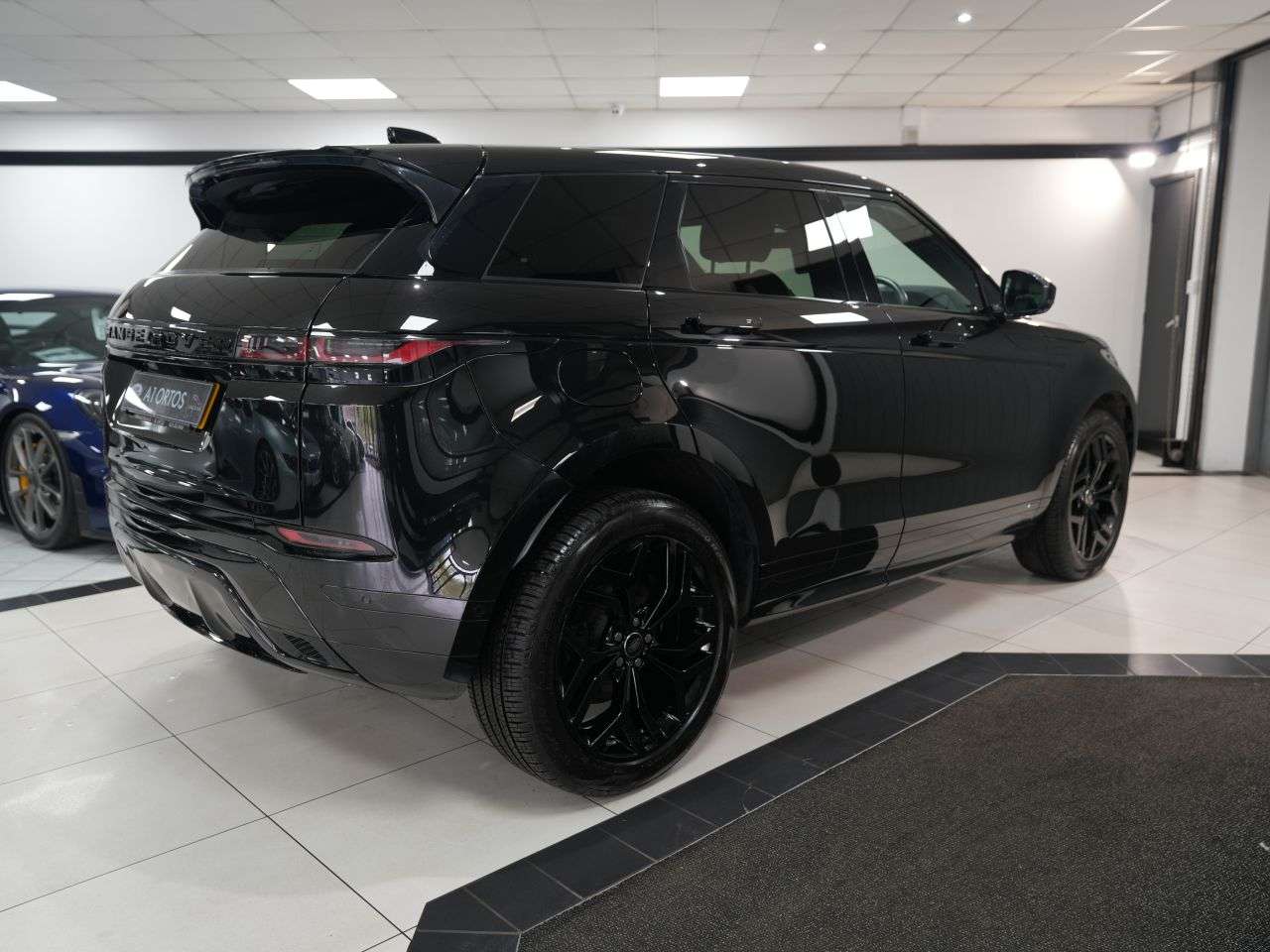 2019 LAND ROVER RANGE ROVER EVOQUE 2019 LAND ROVER RANGE ROVER EVOQUE