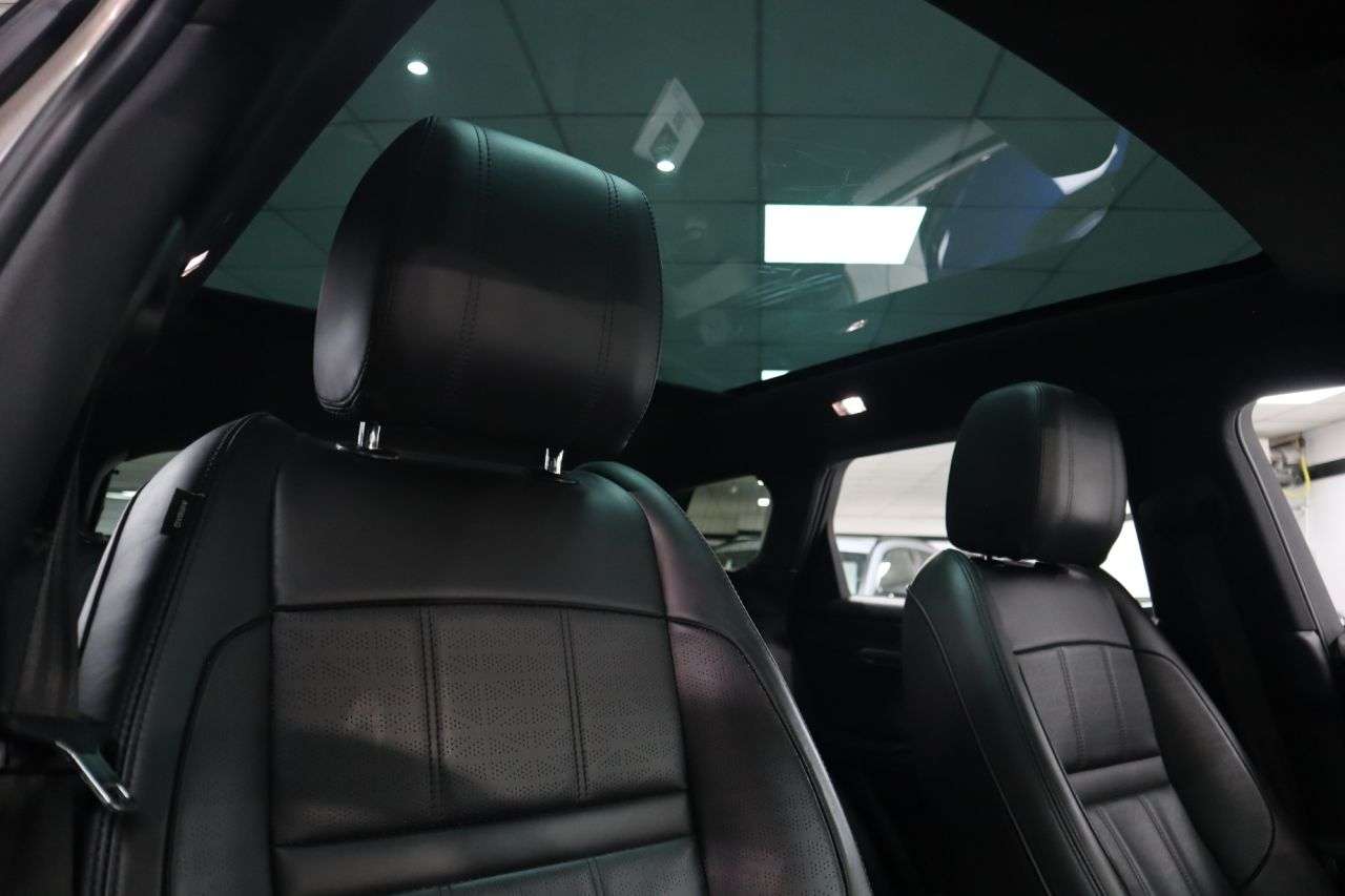 A 2020 LAND ROVER RANGE ROVER EVOQUE 2.0 D180 MHEV R-Dynamic HSE SUV 5dr Diesel Auto 4WD Euro 6 (s/s) (180 ps) F A 2020 LAND ROVER RANGE ROVER EVOQUE 2.0 D180 MHEV R-Dynamic HSE SUV 5dr Diesel Auto 4WD Euro 6 (s/s) (180 ps) F