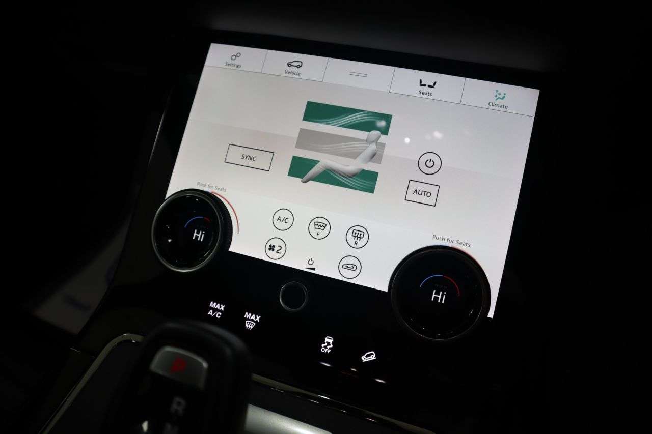 2020 LAND ROVER RANGE ROVER EVOQUE 2020 LAND ROVER RANGE ROVER EVOQUE