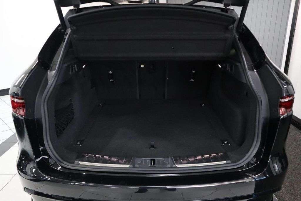 2021 JAGUAR F-PACE 2021 JAGUAR F-PACE
