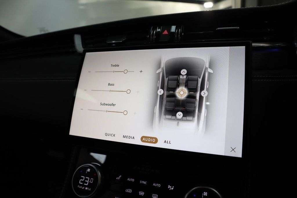 2021 JAGUAR F-PACE 2021 JAGUAR F-PACE