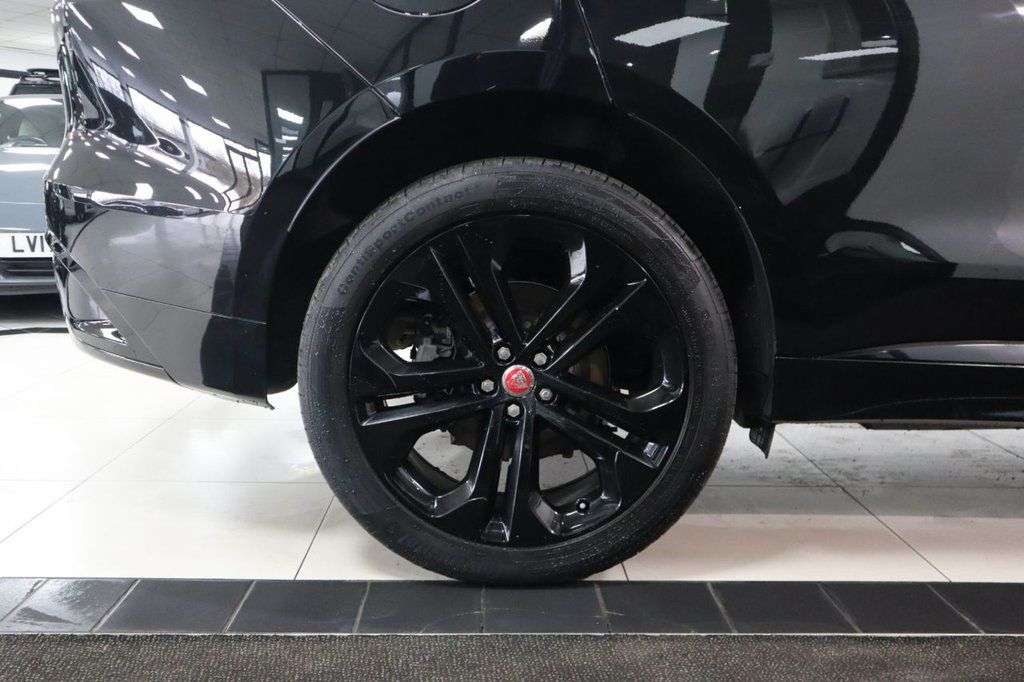 2021 JAGUAR F-PACE 2021 JAGUAR F-PACE