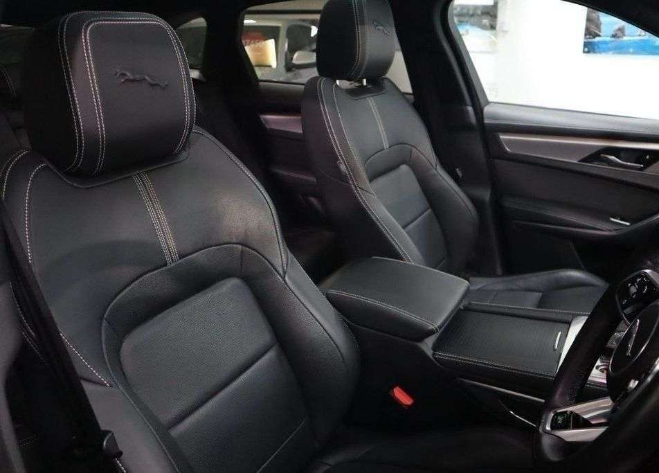 2021 JAGUAR F-PACE 2021 JAGUAR F-PACE