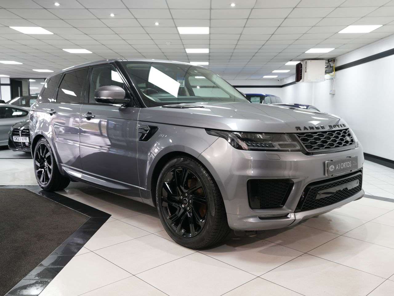 A 2019 LAND ROVER RANGE ROVER SPORT 3.0 SD V6 HSE Dynamic SUV 5dr Diesel Auto 4WD Euro 6 (s/s) (306 ps) 1 FORME A 2019 LAND ROVER RANGE ROVER SPORT 3.0 SD V6 HSE Dynamic SUV 5dr Diesel Auto 4WD Euro 6 (s/s) (306 ps) 1 FORME