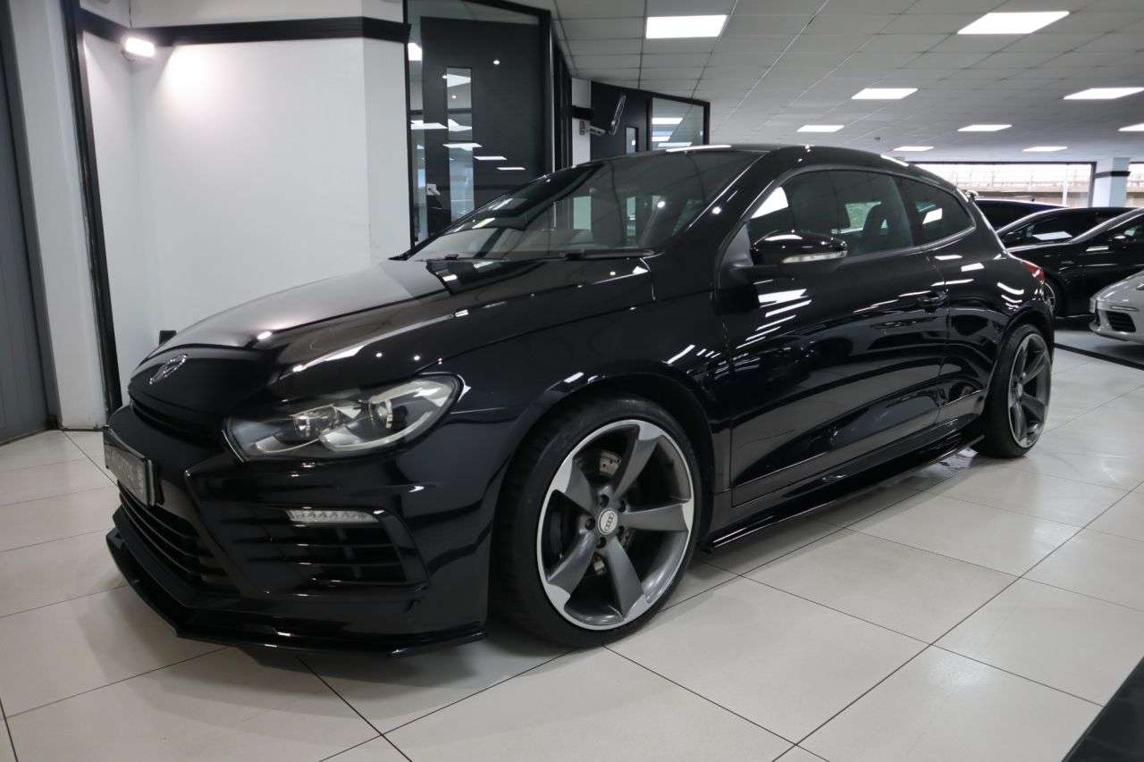 A 2015 VOLKSWAGEN SCIROCCO 2.0 TSI BlueMotion Tech R Hatchback 3dr Petrol DSG Euro 6 (s/s) (280 ps) AM A 2015 VOLKSWAGEN SCIROCCO 2.0 TSI BlueMotion Tech R Hatchback 3dr Petrol DSG Euro 6 (s/s) (280 ps) AM