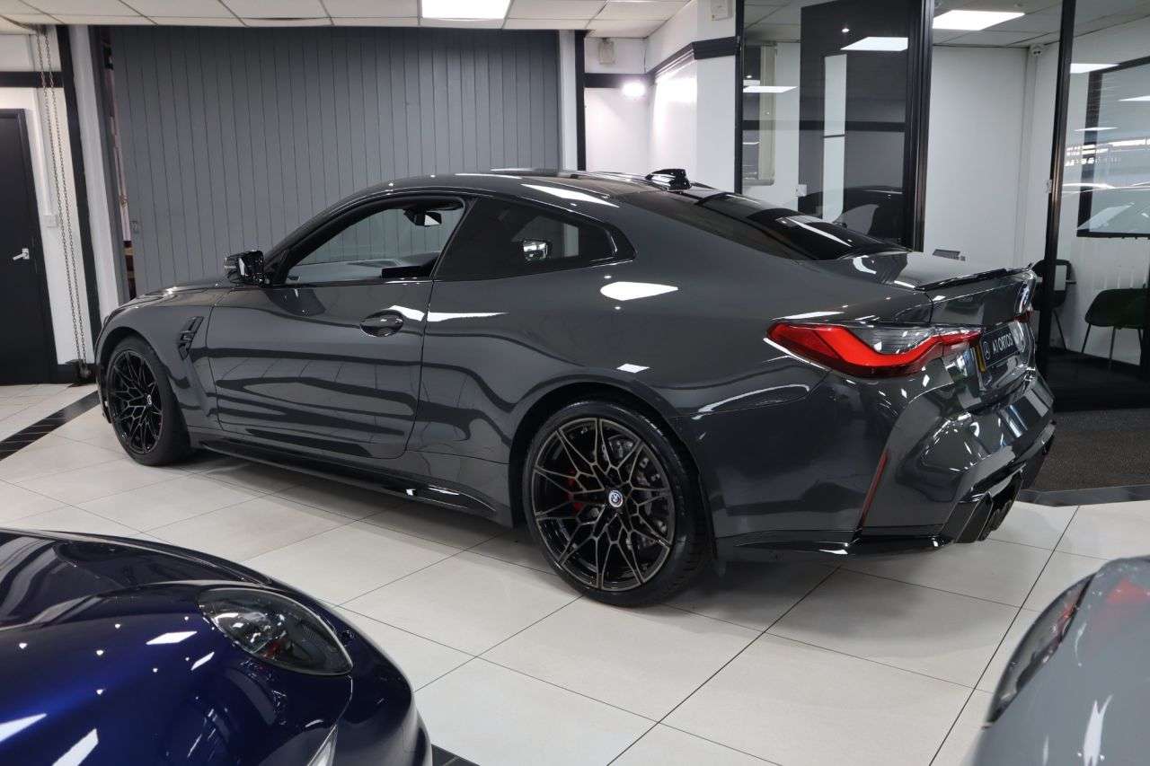 2023 BMW M4 2023 BMW M4