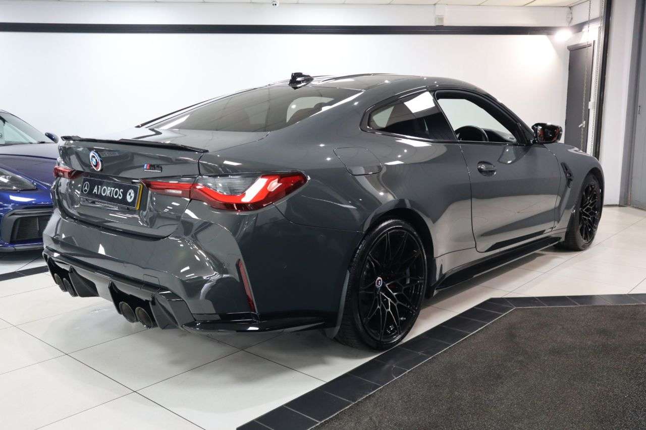 2023 BMW M4 2023 BMW M4