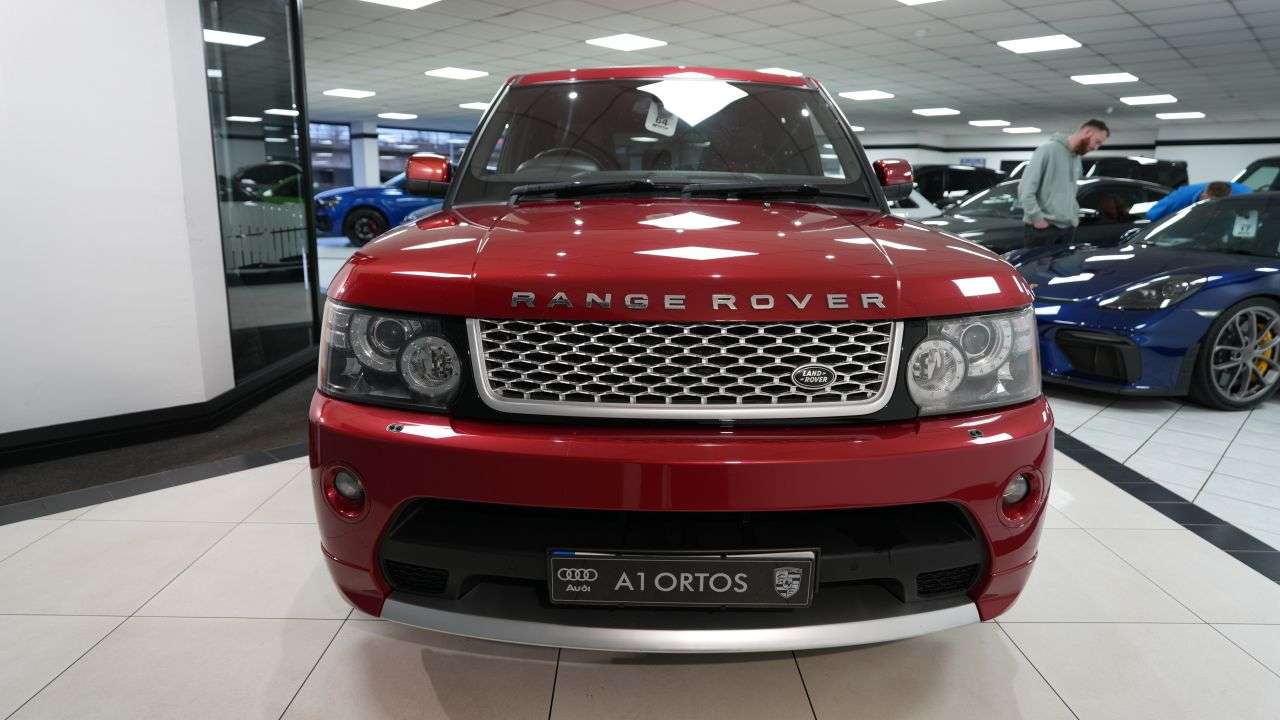 A 2013 LAND ROVER RANGE ROVER SPORT 3.0 SD V6 Autobiography Sport SUV 5dr Diesel Auto 4WD Euro 5 (255 bhp) TRAD A 2013 LAND ROVER RANGE ROVER SPORT 3.0 SD V6 Autobiography Sport SUV 5dr Diesel Auto 4WD Euro 5 (255 bhp) TRAD