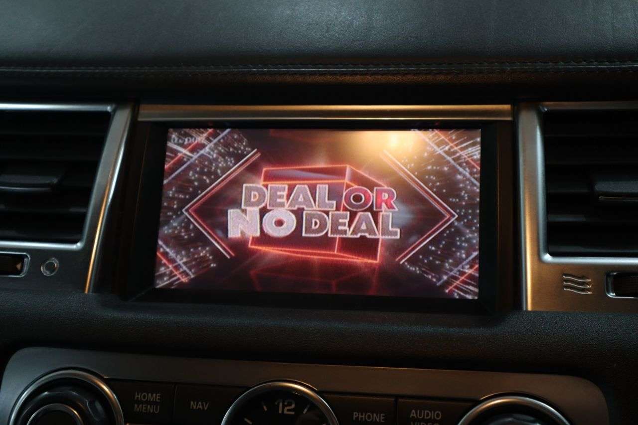 A 2013 LAND ROVER RANGE ROVER SPORT 3.0 SD V6 Autobiography Sport SUV 5dr Diesel Auto 4WD Euro 5 (255 bhp) TRAD A 2013 LAND ROVER RANGE ROVER SPORT 3.0 SD V6 Autobiography Sport SUV 5dr Diesel Auto 4WD Euro 5 (255 bhp) TRAD