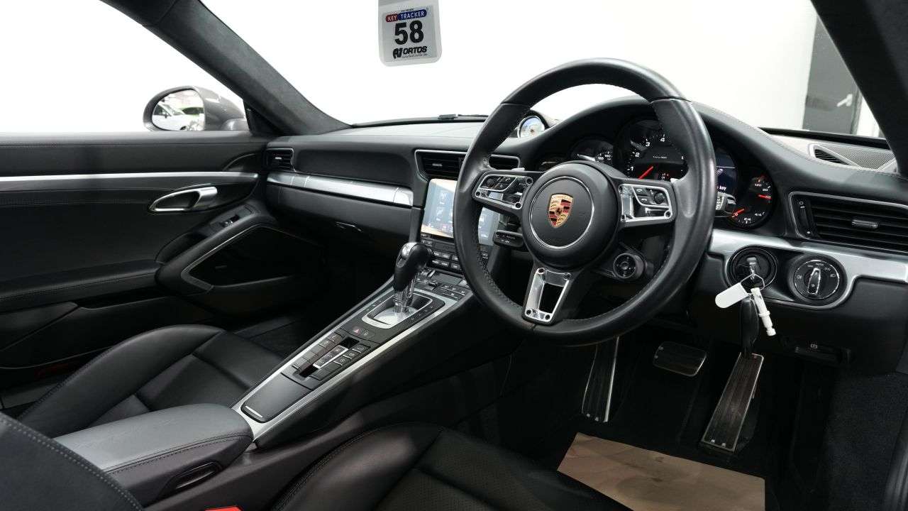 2017 PORSCHE 911 2017 PORSCHE 911