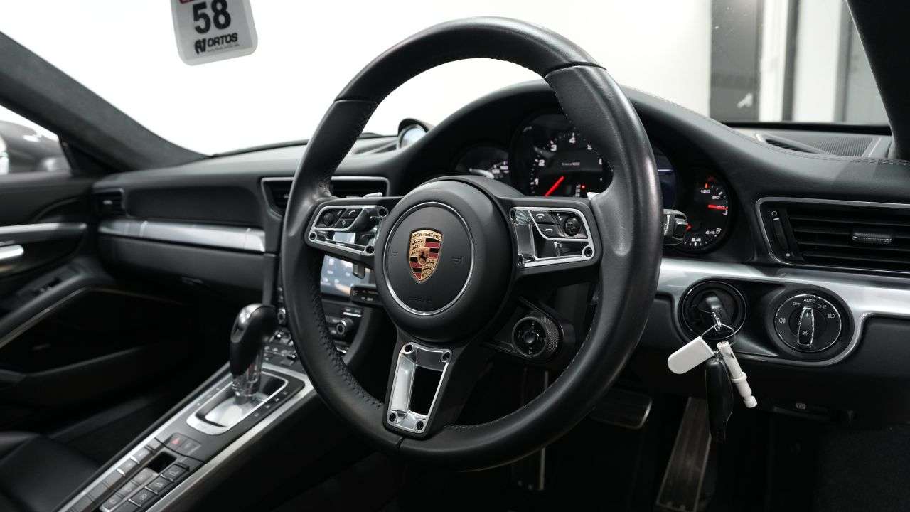 2017 PORSCHE 911 2017 PORSCHE 911
