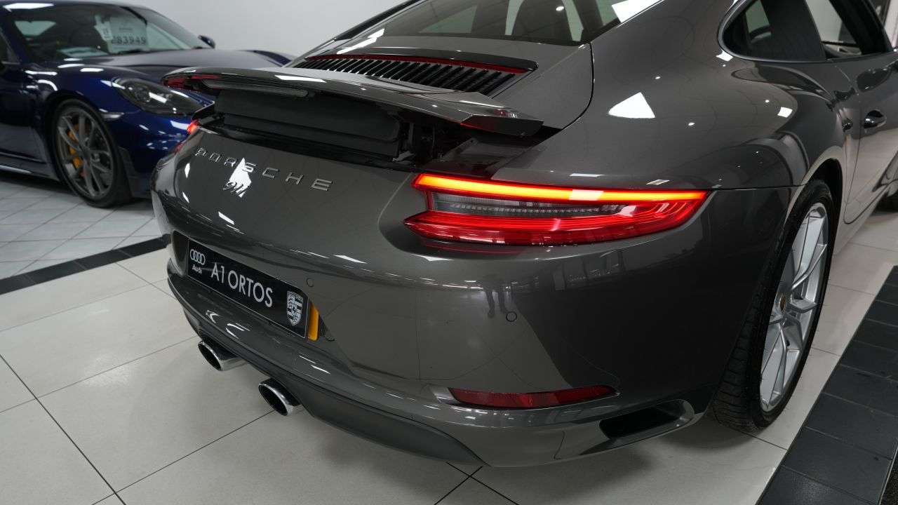 2017 PORSCHE 911 2017 PORSCHE 911