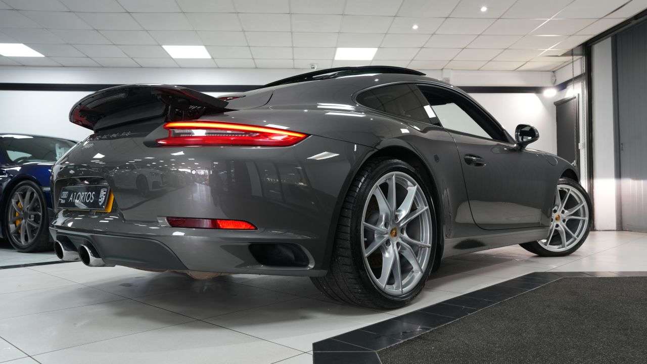 2017 PORSCHE 911 2017 PORSCHE 911