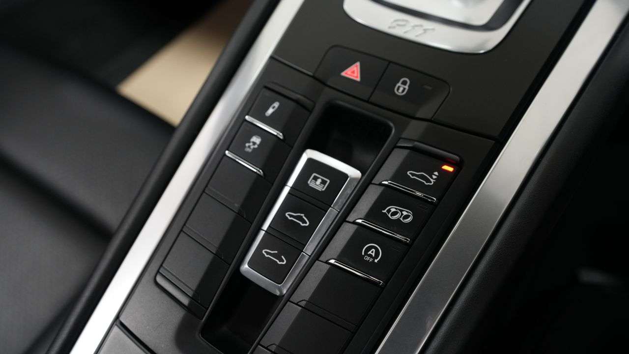 2017 PORSCHE 911 2017 PORSCHE 911