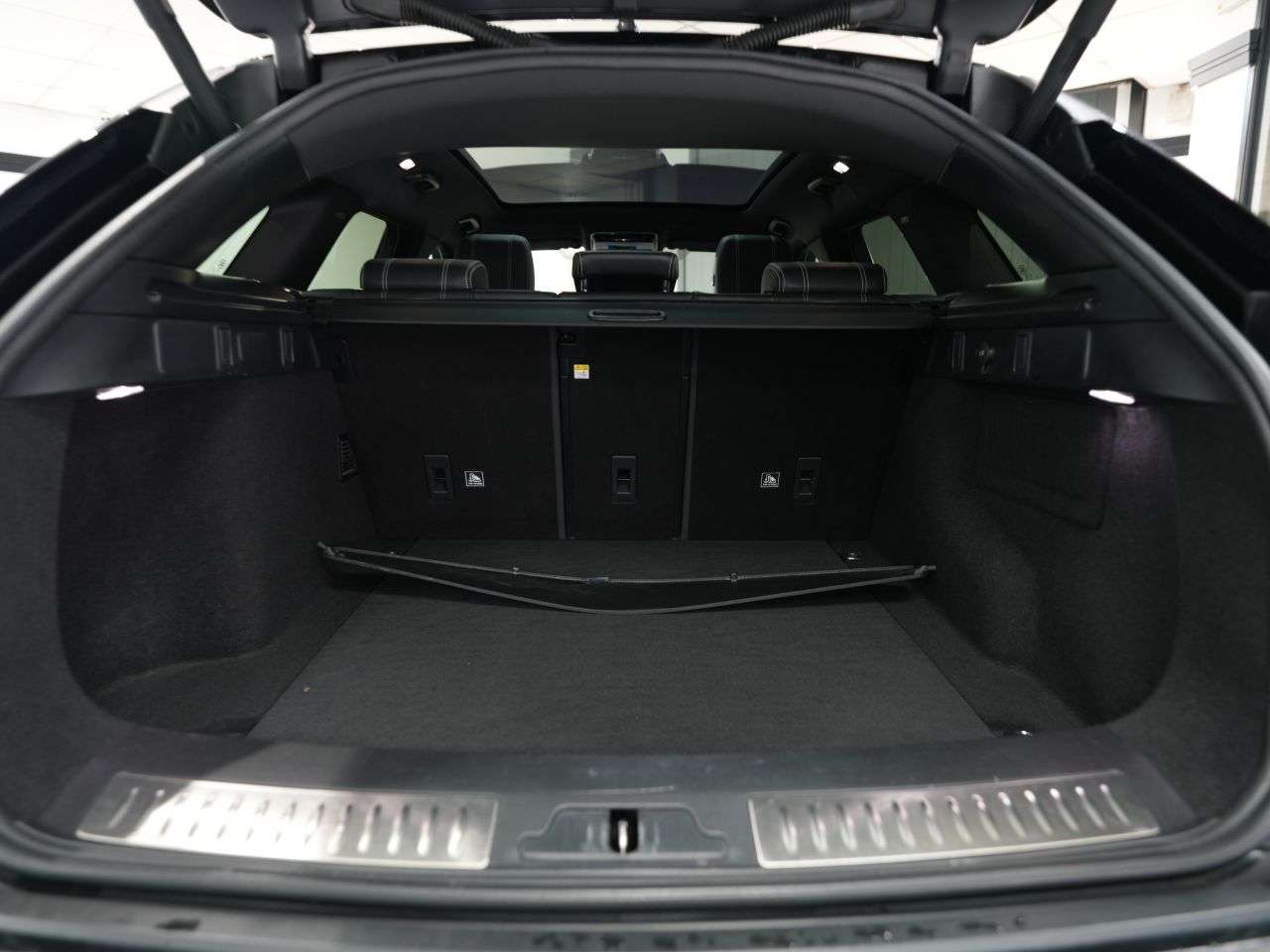 2020 LAND ROVER RANGE ROVER VELAR 2020 LAND ROVER RANGE ROVER VELAR