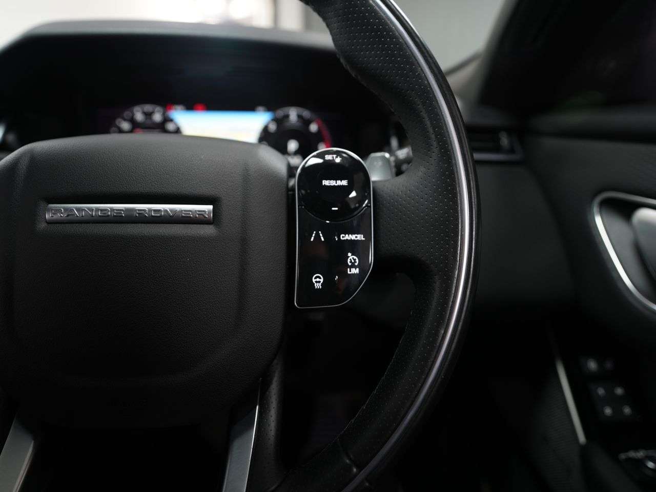 2020 LAND ROVER RANGE ROVER VELAR 2020 LAND ROVER RANGE ROVER VELAR