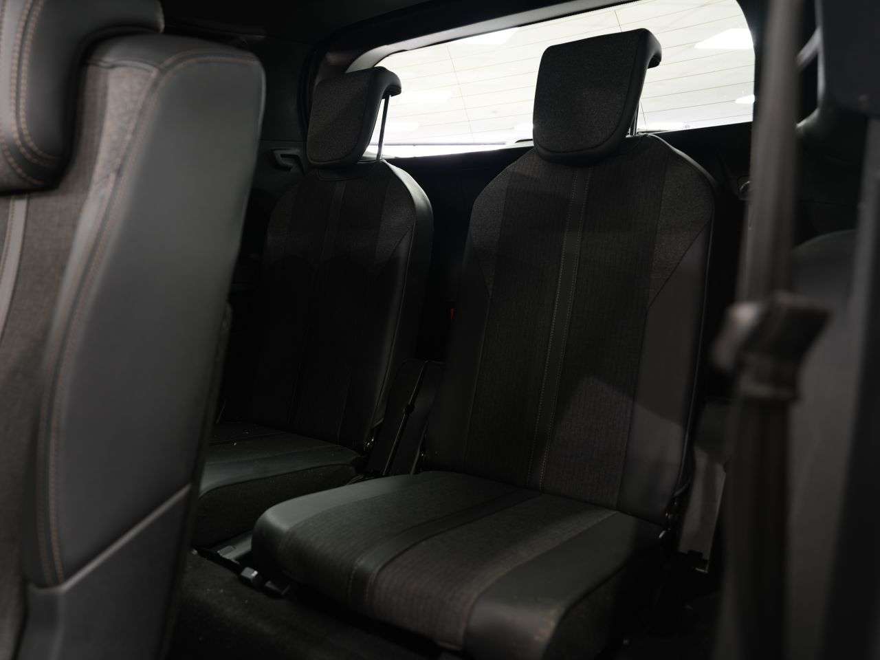 2019 PEUGEOT 5008 2019 PEUGEOT 5008