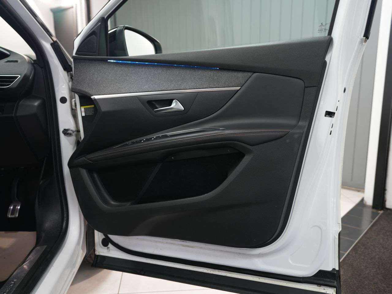 2019 PEUGEOT 5008 2019 PEUGEOT 5008