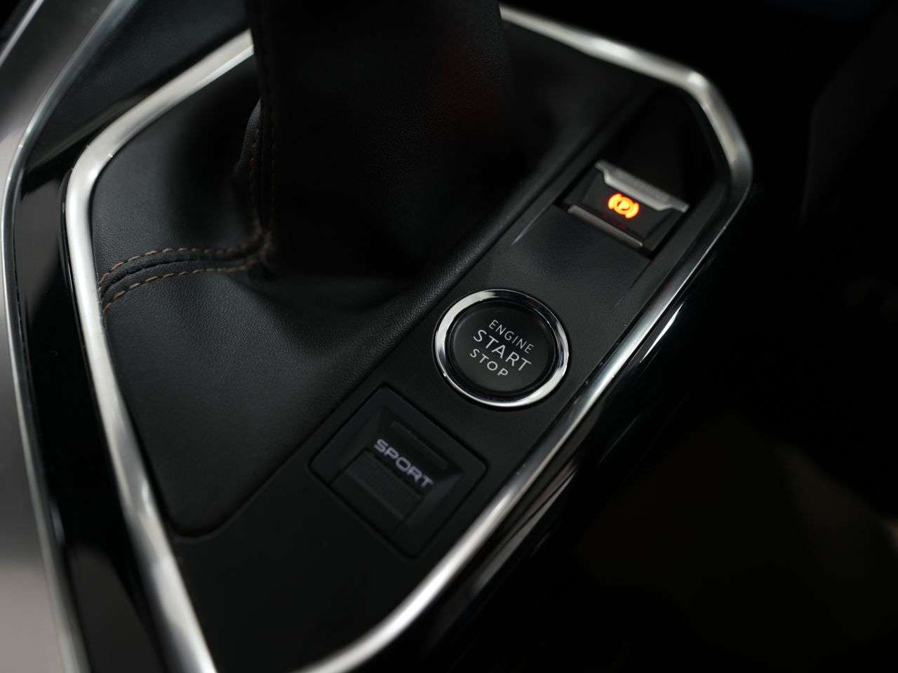 2019 PEUGEOT 5008 2019 PEUGEOT 5008