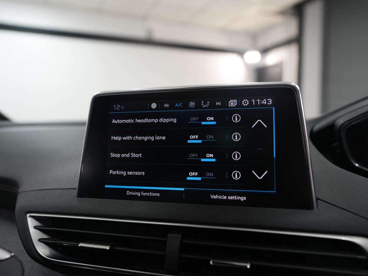 2019 PEUGEOT 5008 2019 PEUGEOT 5008