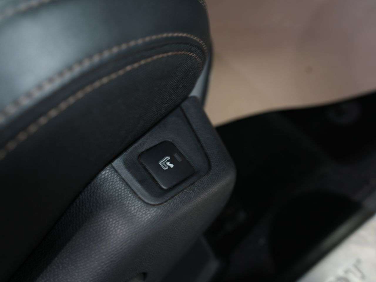 2019 PEUGEOT 5008 2019 PEUGEOT 5008