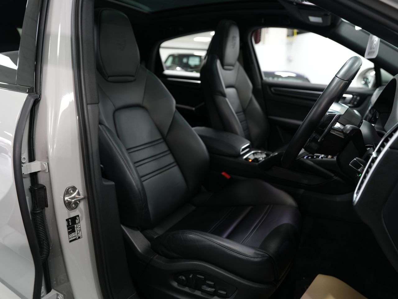 2023 PORSCHE CAYENNE 2023 PORSCHE CAYENNE